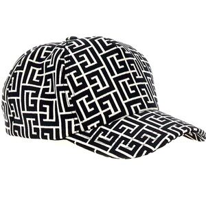 Balmain monogram Jacquard Wool Cap
baseball cap black & white is brand new